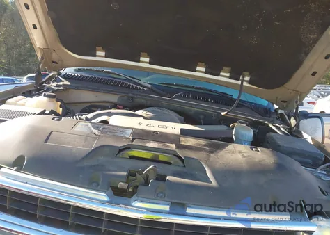 2005 Chevrolet Suburban 1500 Lt from USA, damaged, VIN 1GNFK16Z35J119167